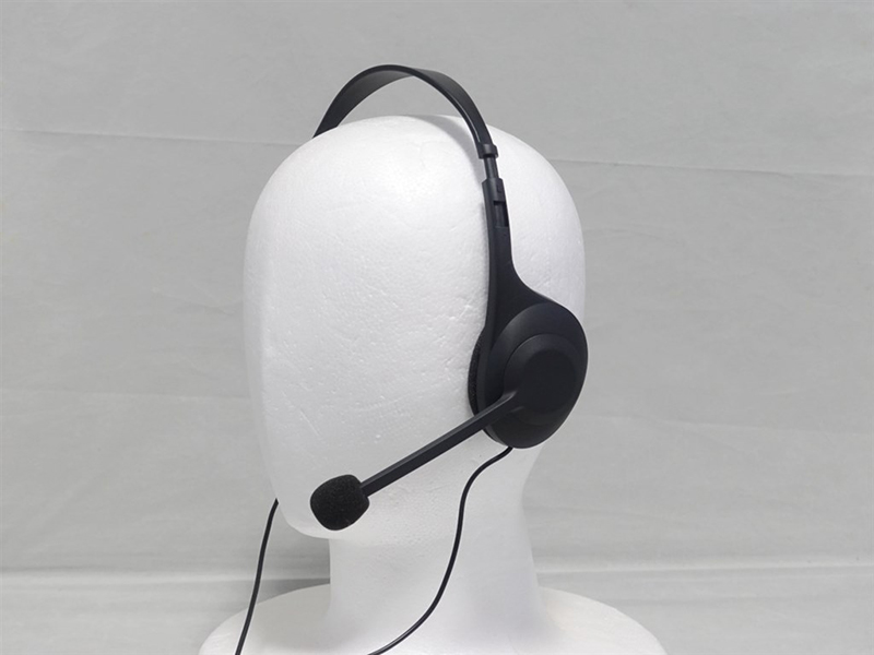 Audio Technica ATH-102USB - mẫu tai nghe tích hợp micro giá rẻ được dùng nhiều nhất hiện nay