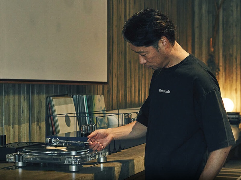 giá của Audio Technica AT-LP2022