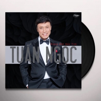 Đĩa than Tuấn Ngọc - Riêng Một Góc Trời