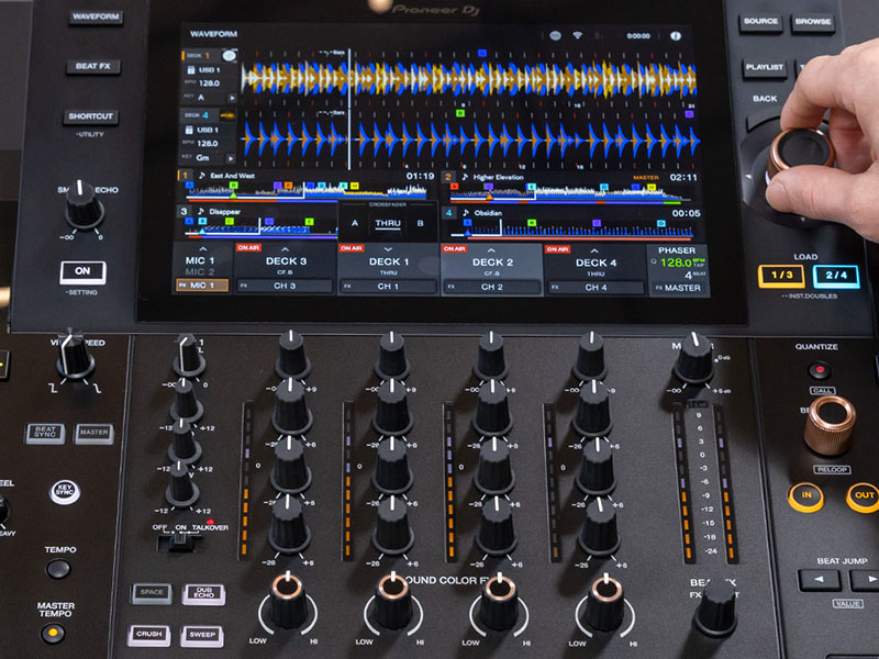 ứng dụng của bàn dj Pioneer XDJ Opus - Quad